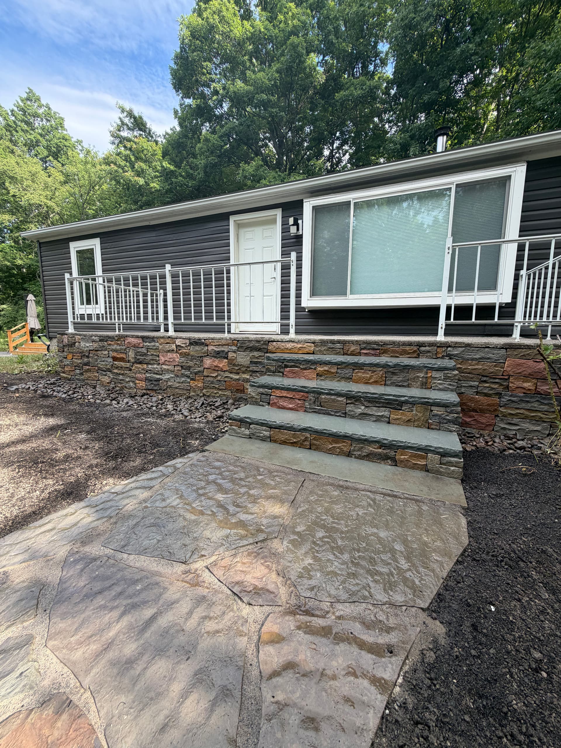 Natural Flagstone Walkway and Veneer Stone Entry in Gardiner NY image