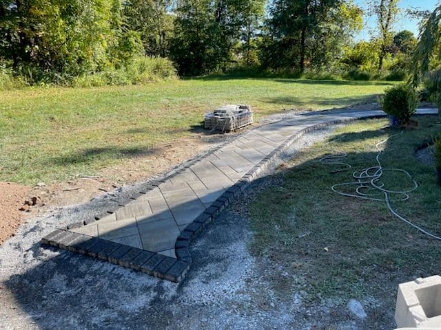 Gallery photos for Beautiful Pathway with Cambridge Pavers: Image #1