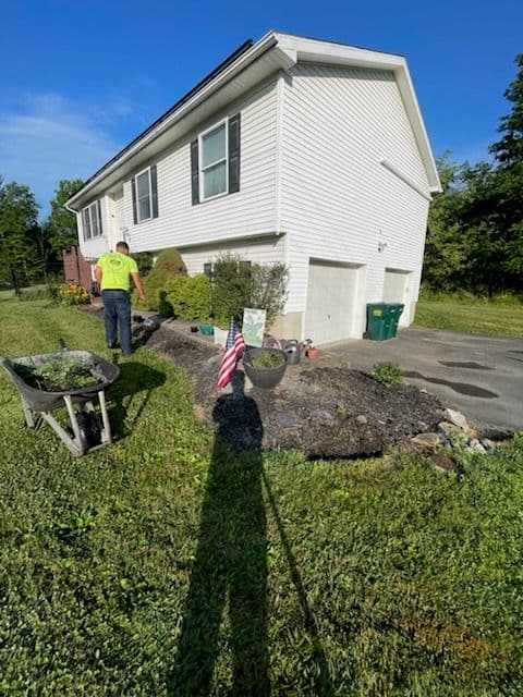 Gardiner Home Gets a Fresh Landscape Makeover image