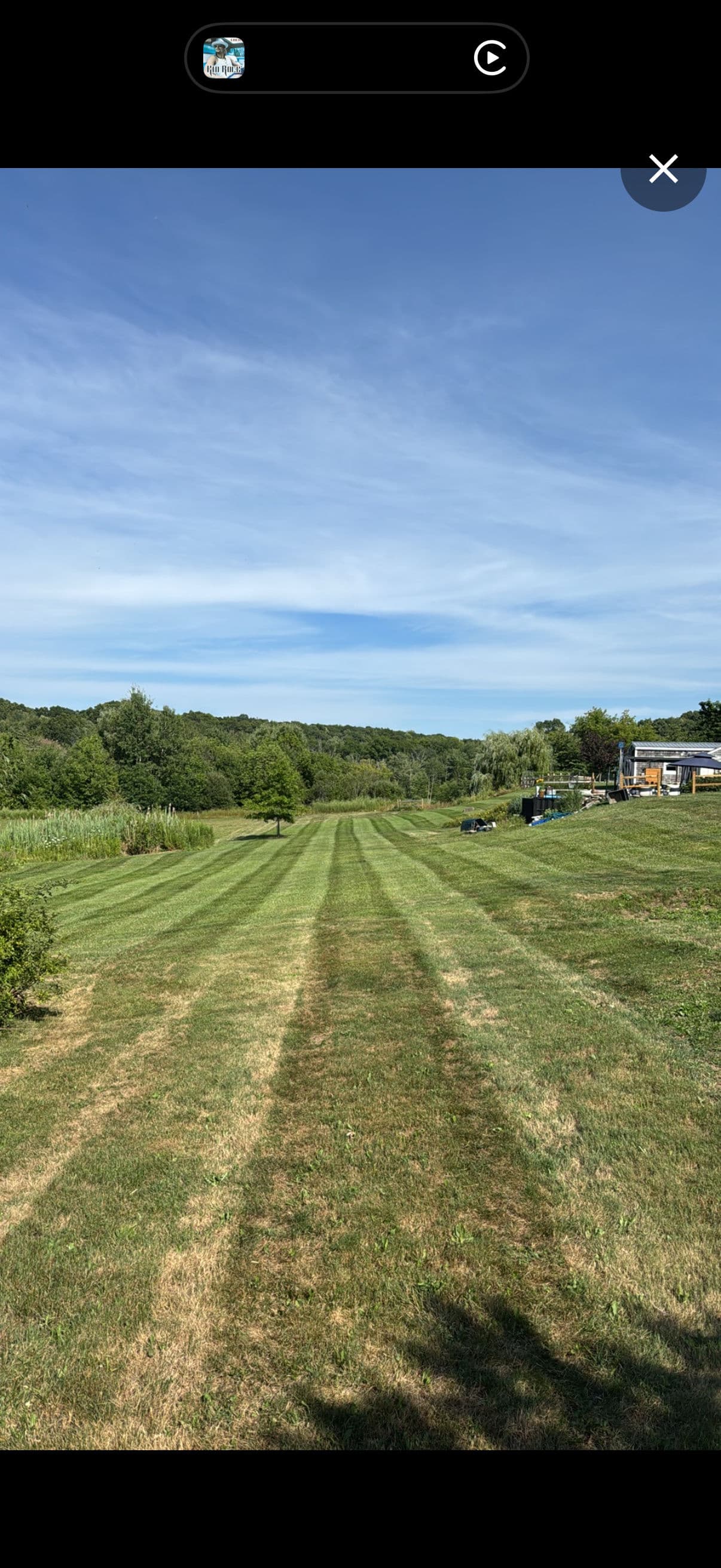 Gallery photos for Crisp Mid-Season Cuts with Stripes Worth Showing Off: Image #2